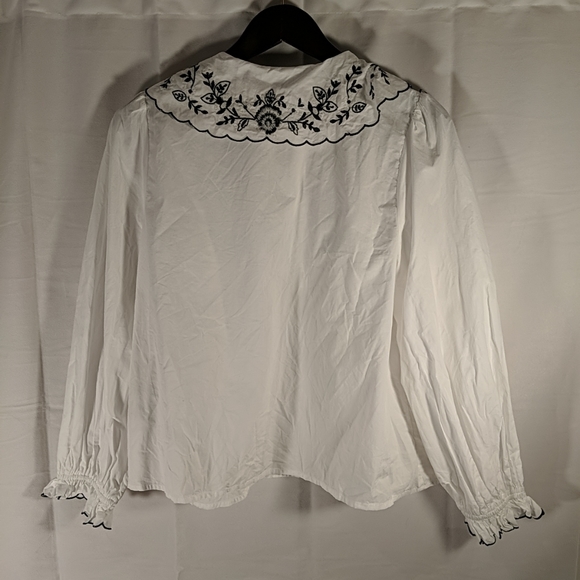 ZARA Embroidered Floral White Dress Shirt Button-up Peasant small s black collar - Picture 7 of 15